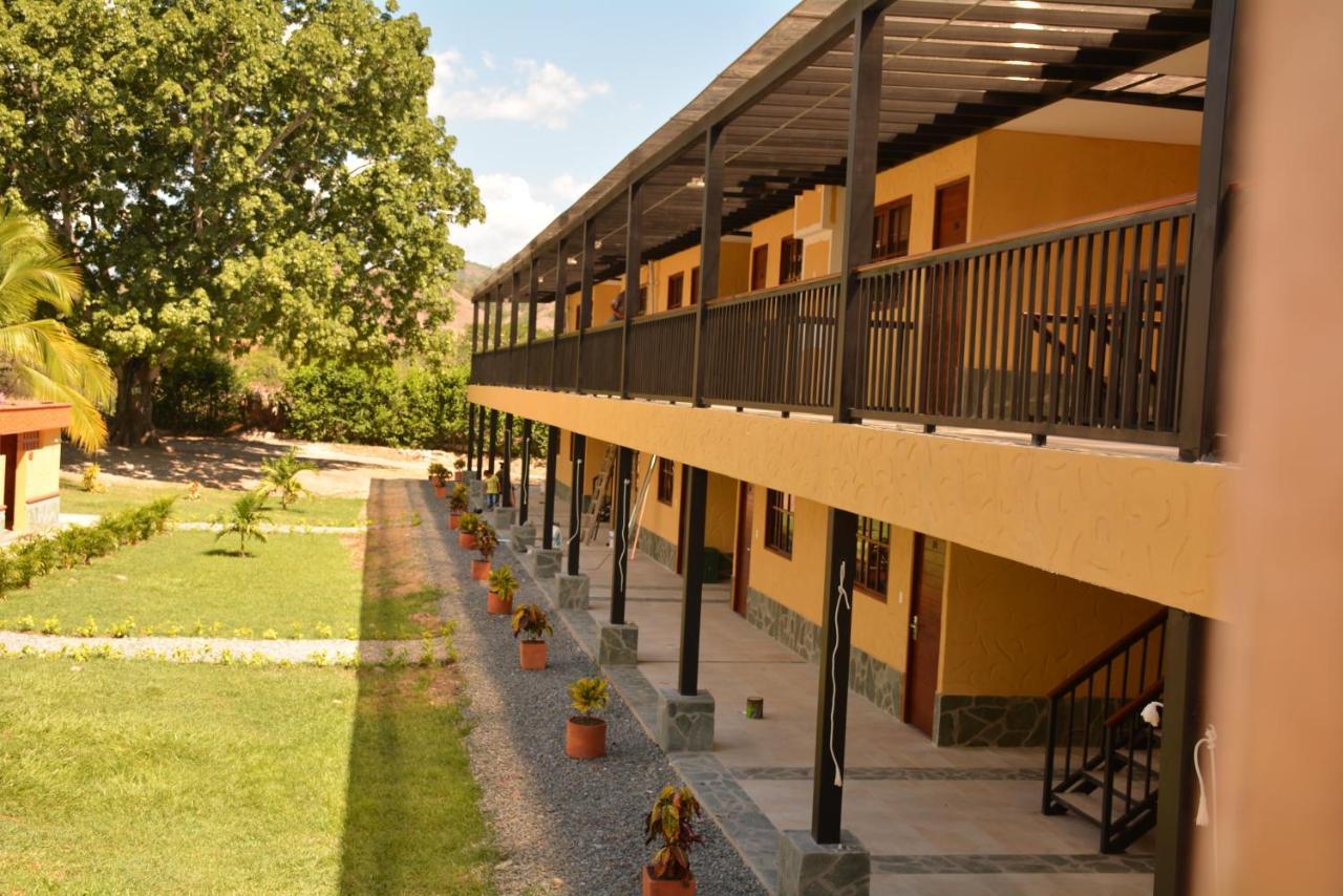 Hotel Porton Del Sol Santa Fe de Antioquia Exterior photo